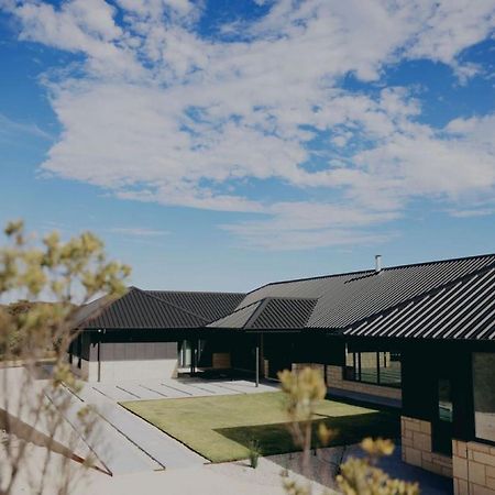 Stony Rise Lodge 罗布 外观 照片